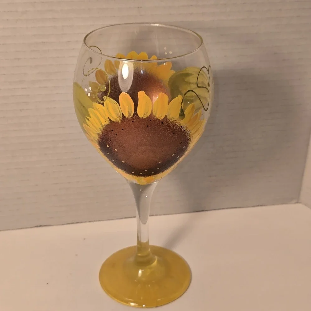 Hand‎ Painted Sunflower Wine Glass Yellow Base Novelty Kitchen Barware Decor